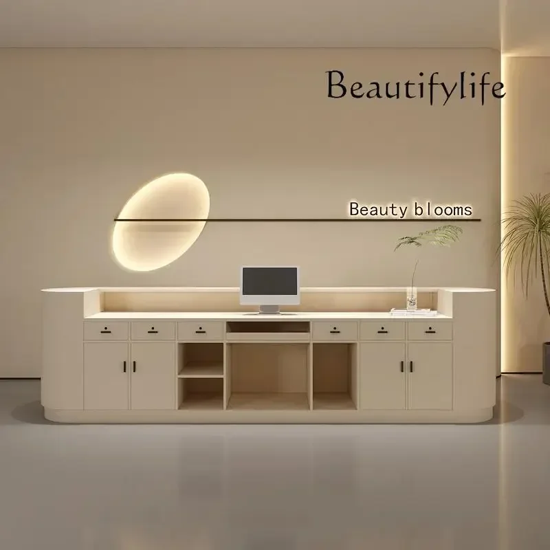 Nuevo S Color cálido estilo be - Luxury Skincare News reseña y precio
